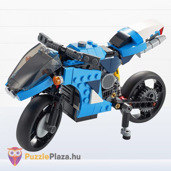 Lego Creator 3in1 31114: szupermotor megépítve