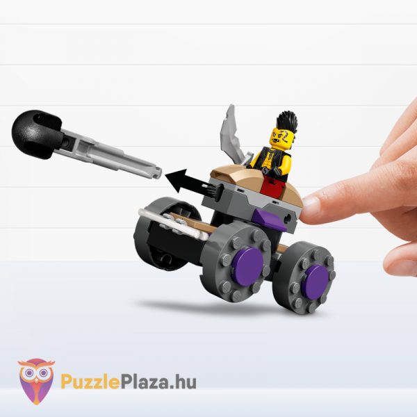 Lego Ninjago 71740: Jay Elektrorobot kilövés közben