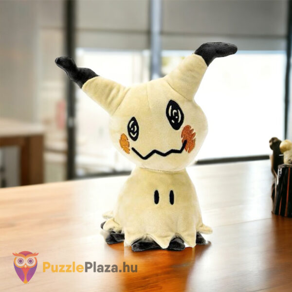 Pokémon szellem Mimikyu plüss az asztalon (24 cm)