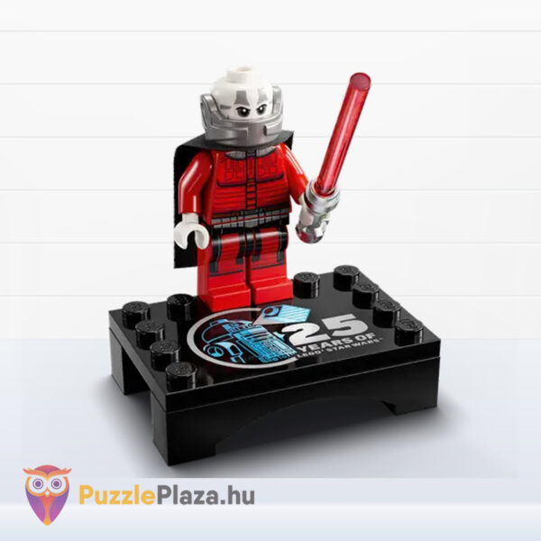 Lego Star Wars 75379: R2 D2, 24 cm magas droidfigura másik modellje