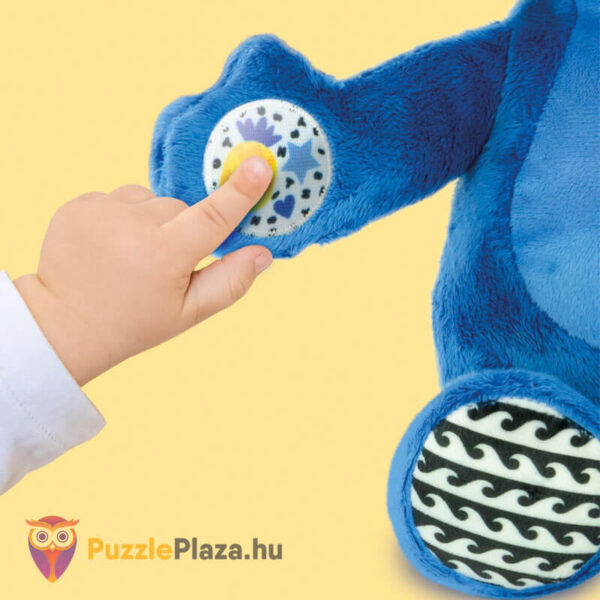 Lilo és Stitch: Interaktív Stitch plüss figura, játék közben (Clementoni)