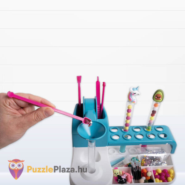 Tollkészítő laboratórium kreatív készlet, glitter töltés közben (Clementoni IDEA)